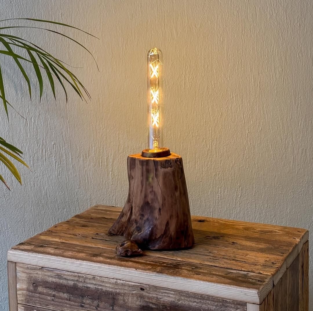 اباجورة ترابيزة