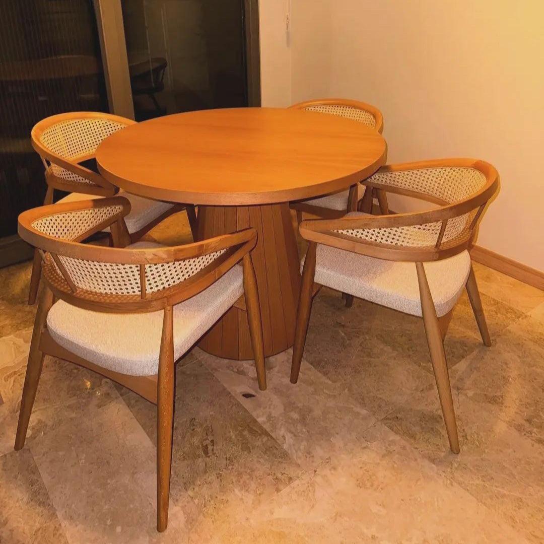 Dining table- 5 pieces - OUR85