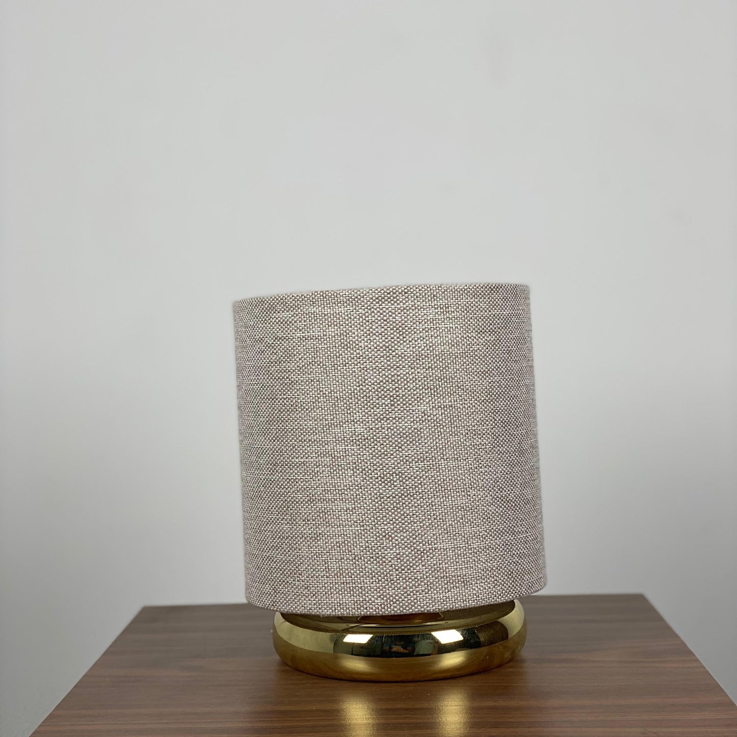 اباجورة ترابيزة 18×15سم - TBS1092
