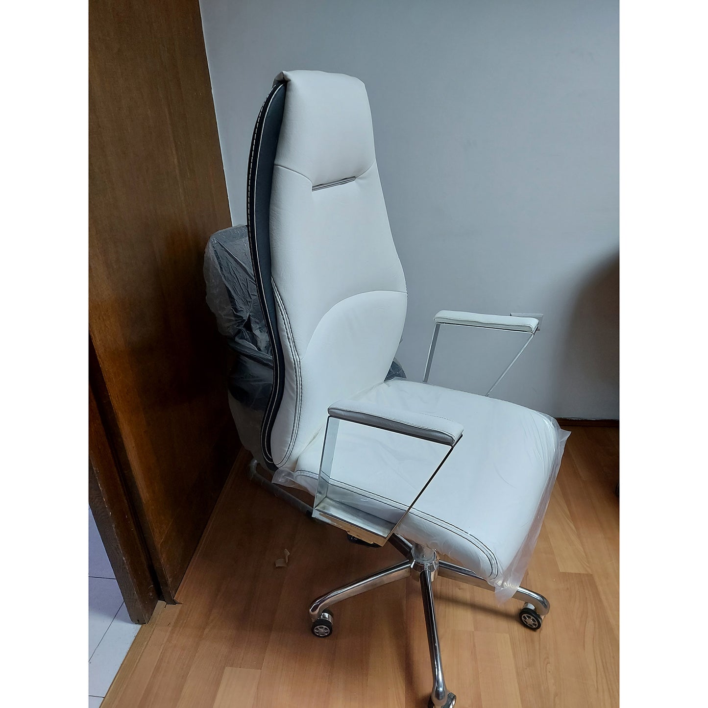 Manager Chair 50x60cm-PIO88