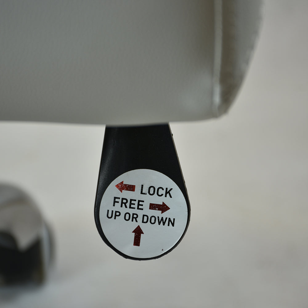 كرسي مكتب متحرك - أبيض - OC307