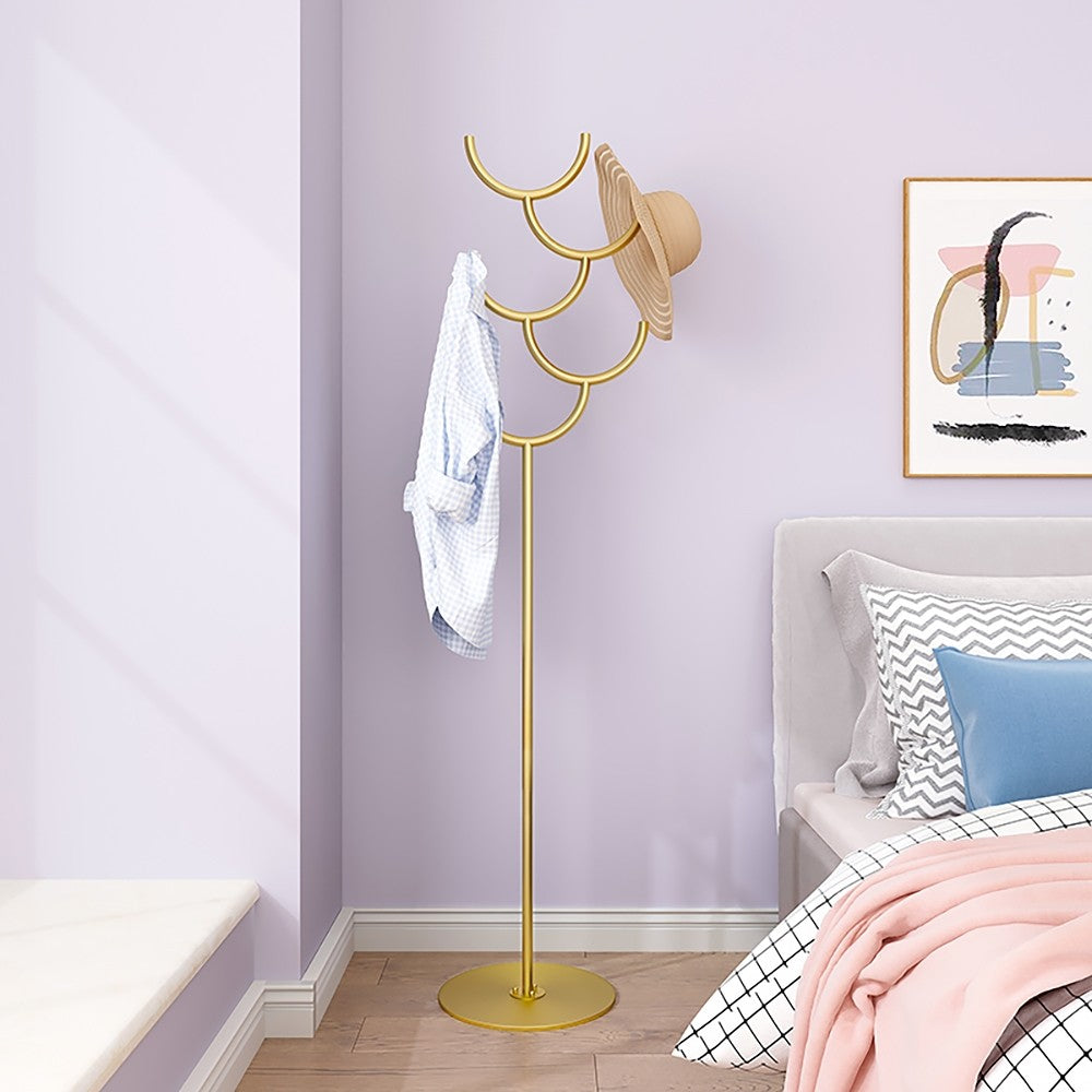 clothes hanger - شماعة ملابس