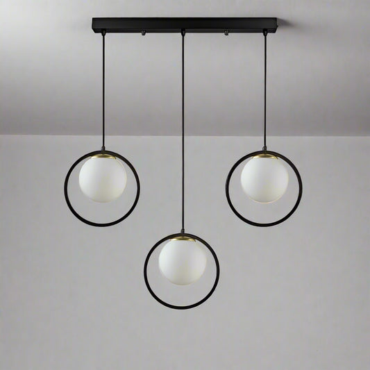 مصباح سقف ثلاثي