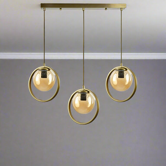 مصباح سقف ثلاثي