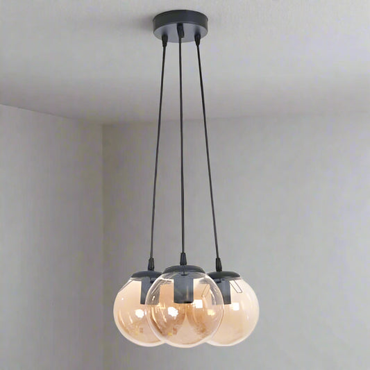 مصباح سقف ثلاثي