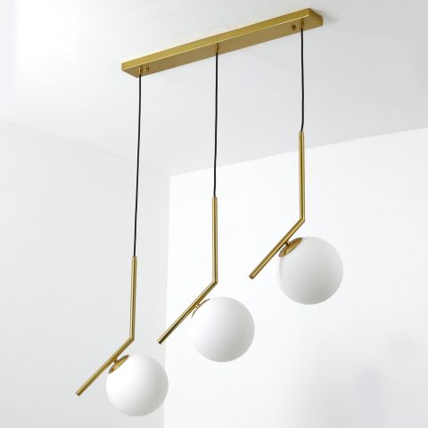 مصباح سقف ثلاثي