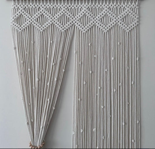 ستارة مكرمية