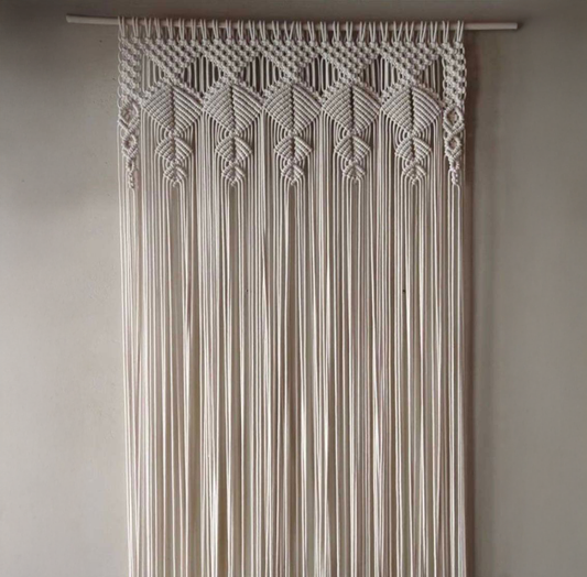 ستارة مكرمية