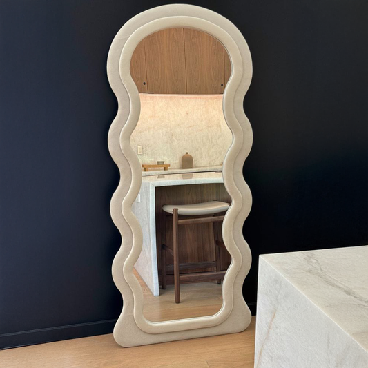 مرايا استاند