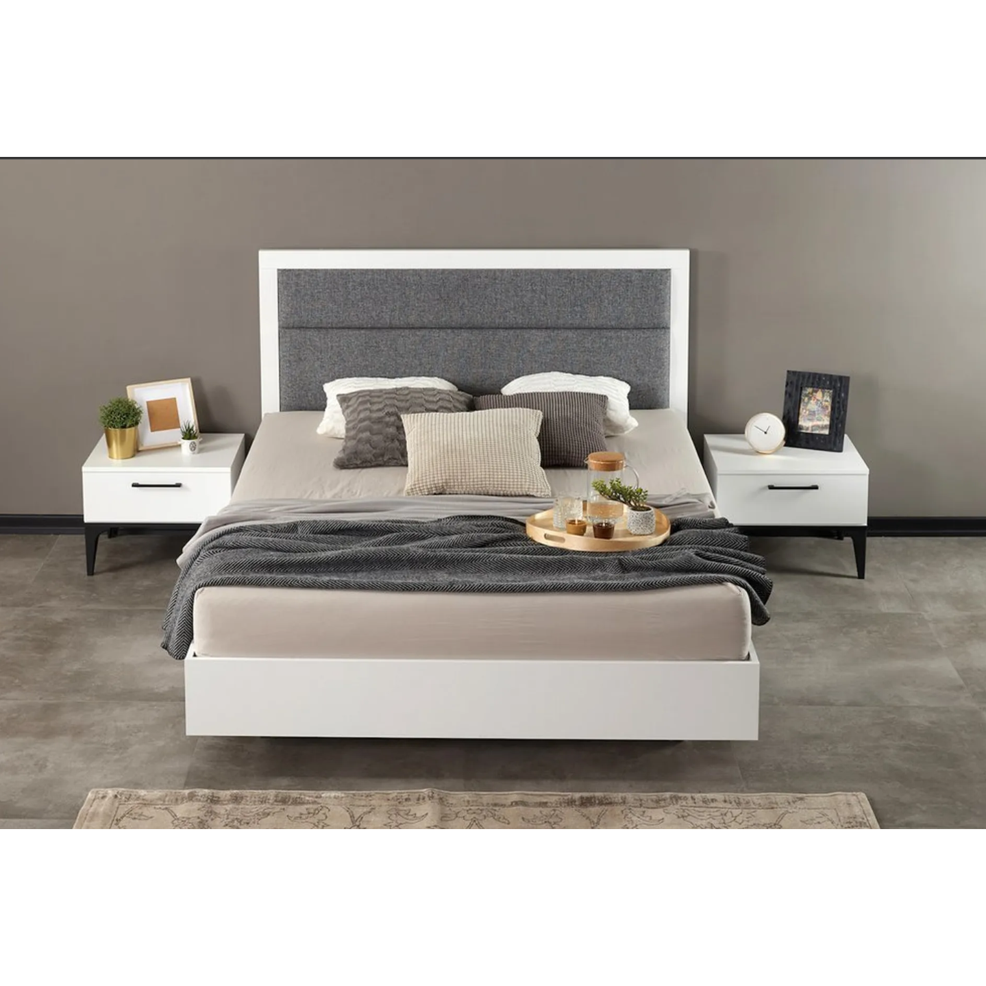 Bedroom Set - 5 Pieces - GOL06