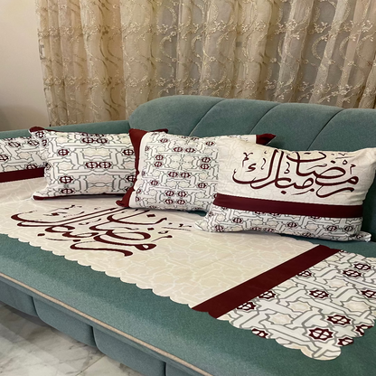 Cushion set with runner - 4 pieces - DEL96