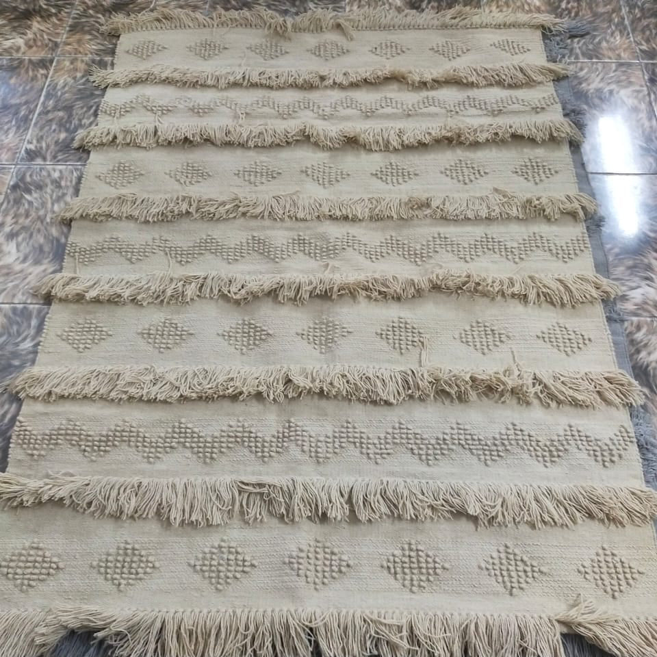 سجادة يدوية