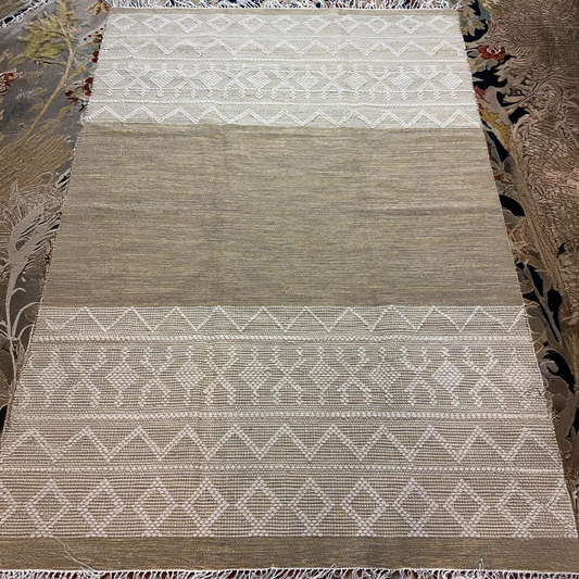 سجادة يدوية