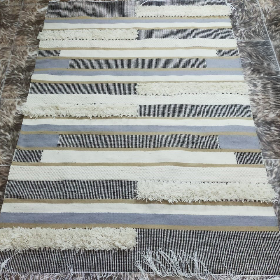 سجادة يدوية