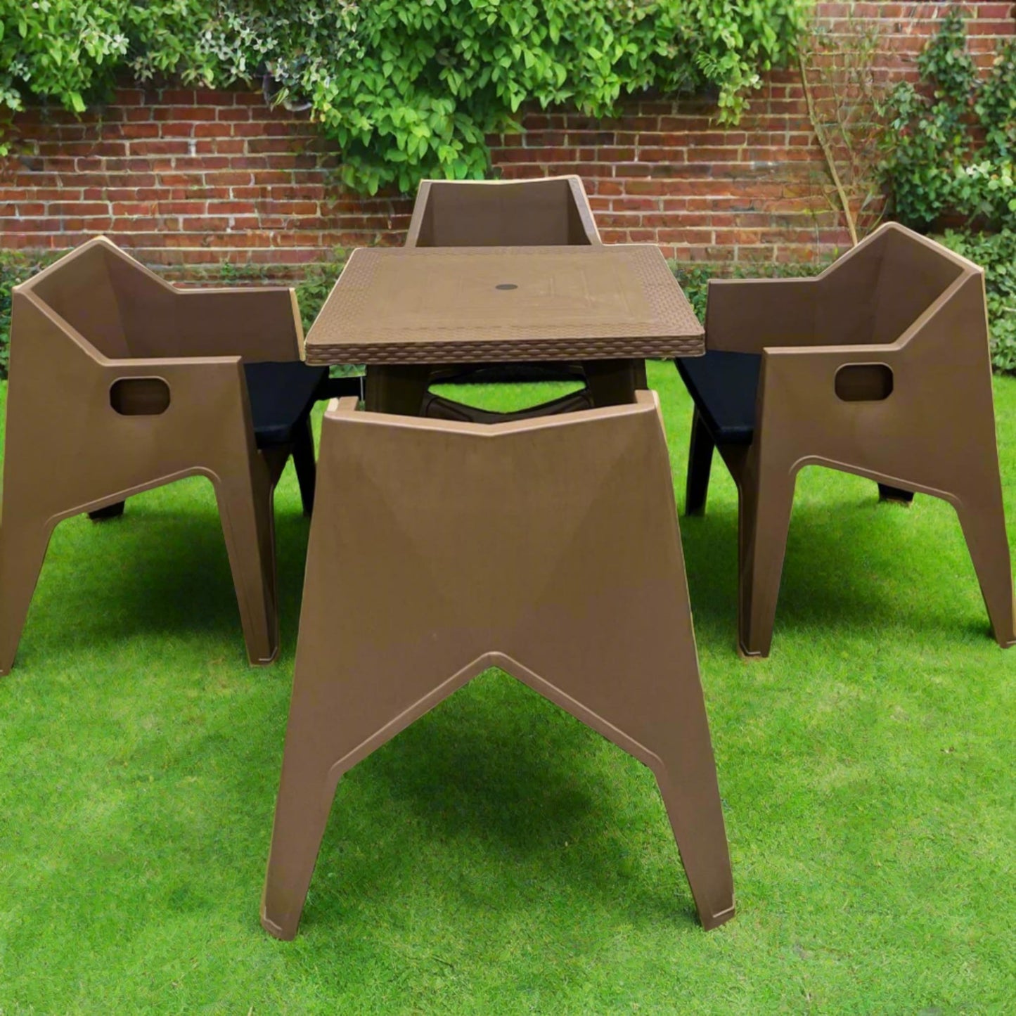 Outdoor furniture set - 5 pieces - FRS63