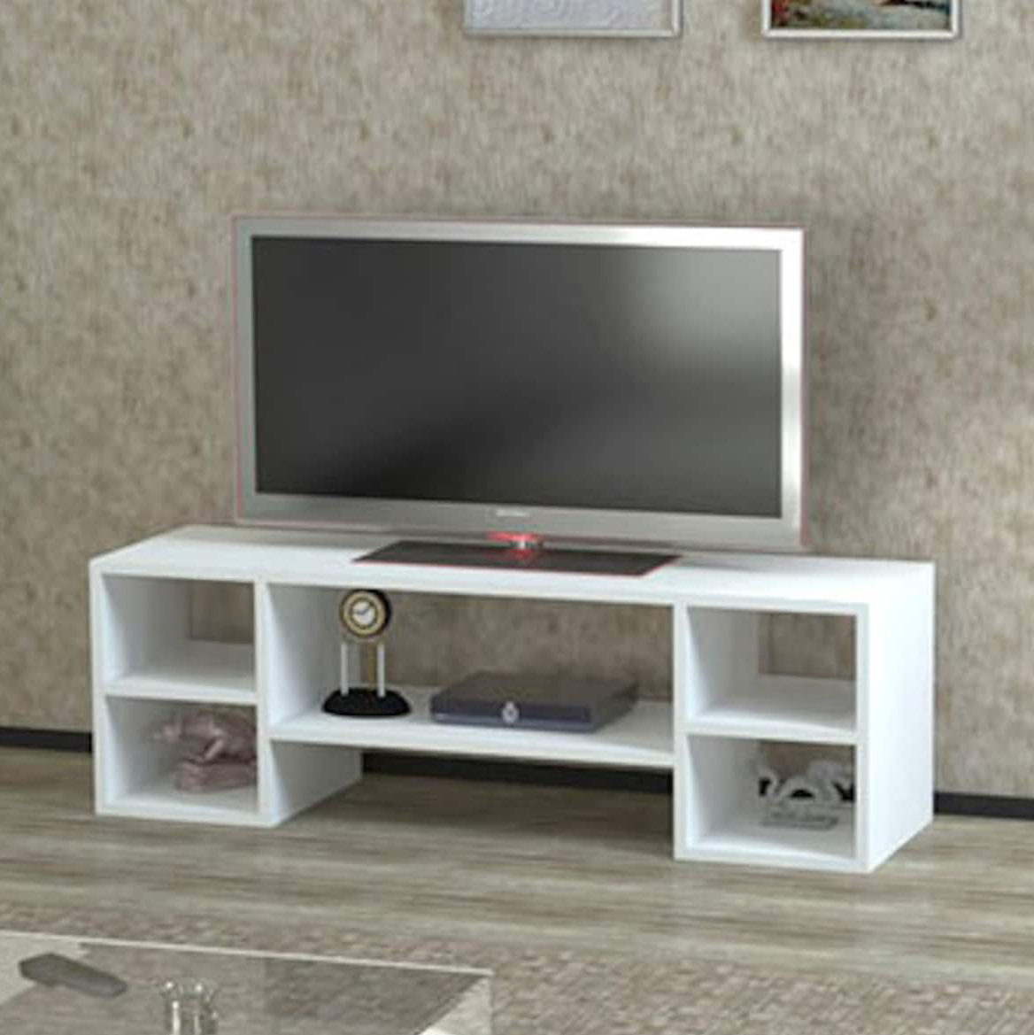 ترابيزة تليفزيون