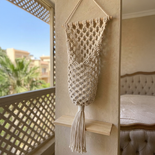 حامل مكرمية