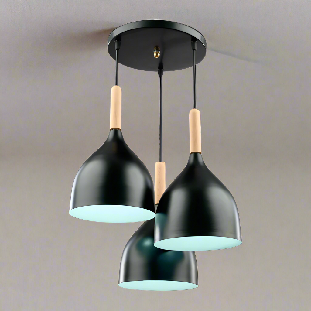 مصباح سقف ثلاثي