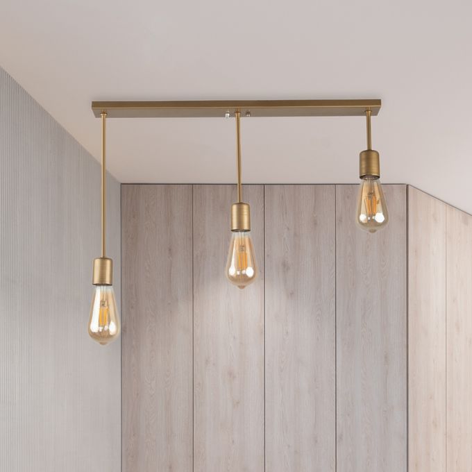 مصباح سقف ثلاثي