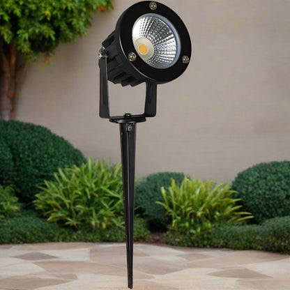 مصباح إضاءة ارضي