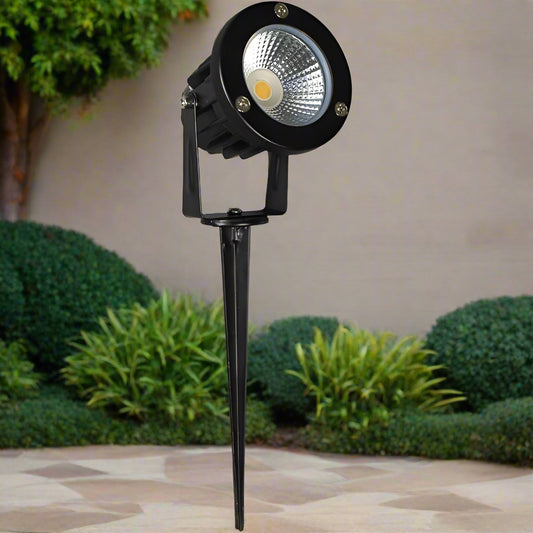 مصباح إضاءة ارضي