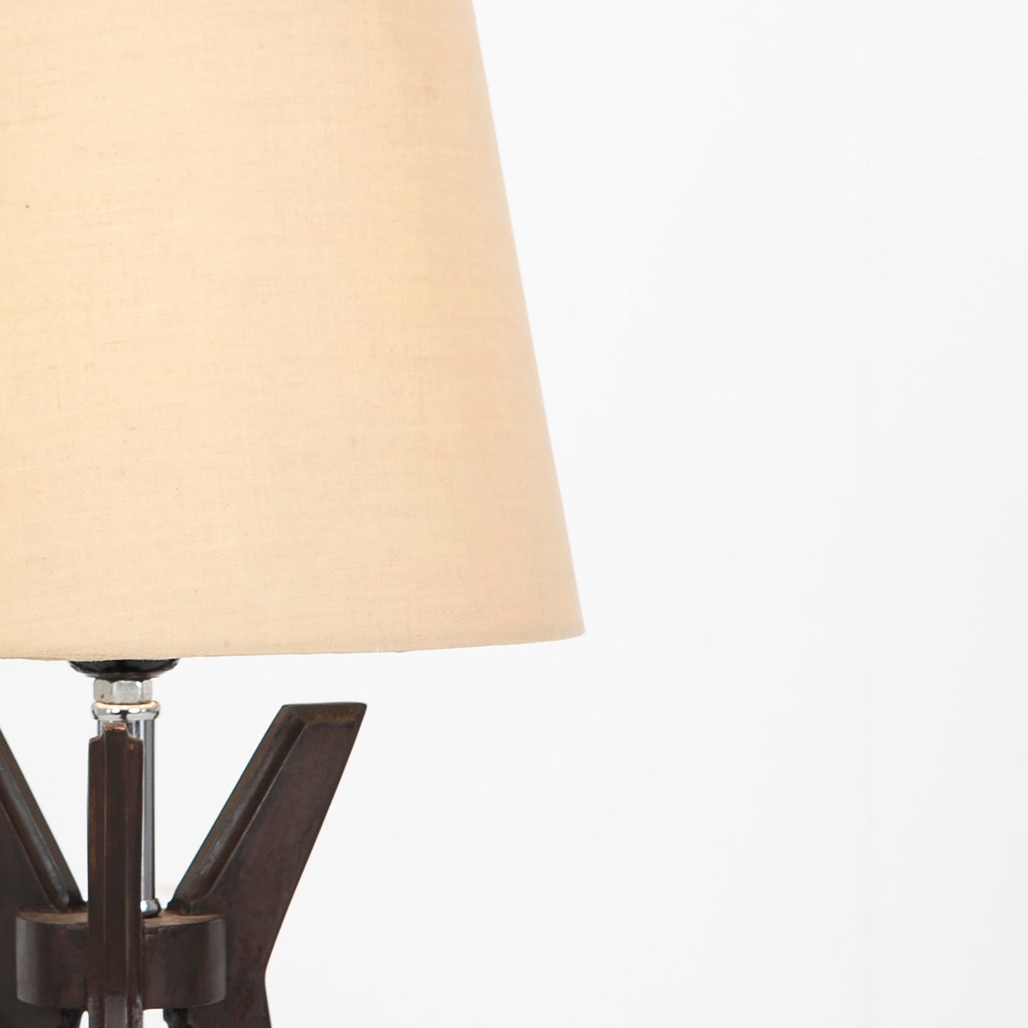 Table lamp, 23 x 45 cm - TBS612