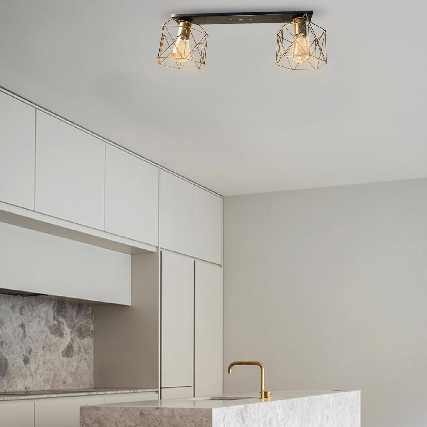 مصباح سقف ثنائي