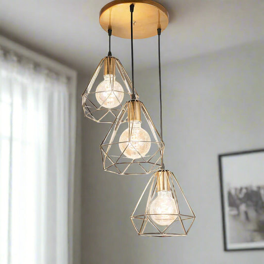 مصباح سقف ثلاثي