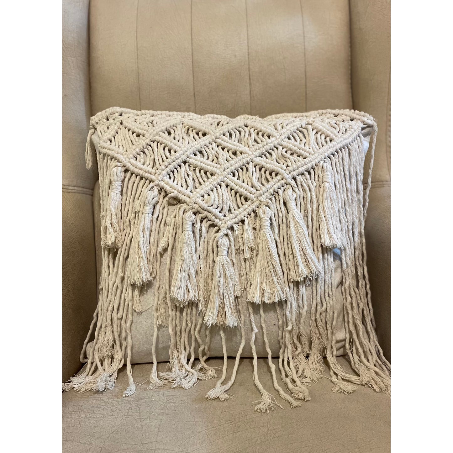 Macrame cushion 40×40 cm - BIRD17